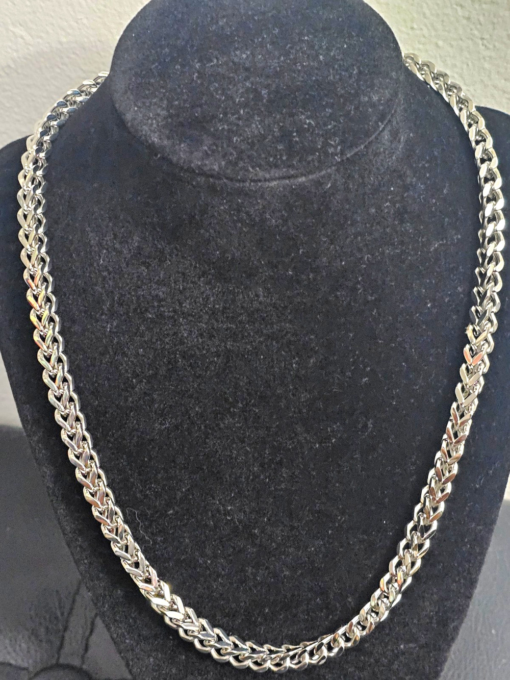20in StainlessSteel-6.2mm box Cuban Link Chain Necklace Lobster Clasp